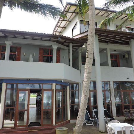 מטרה Beach Inns Holiday Resort מראה חיצוני תמונה